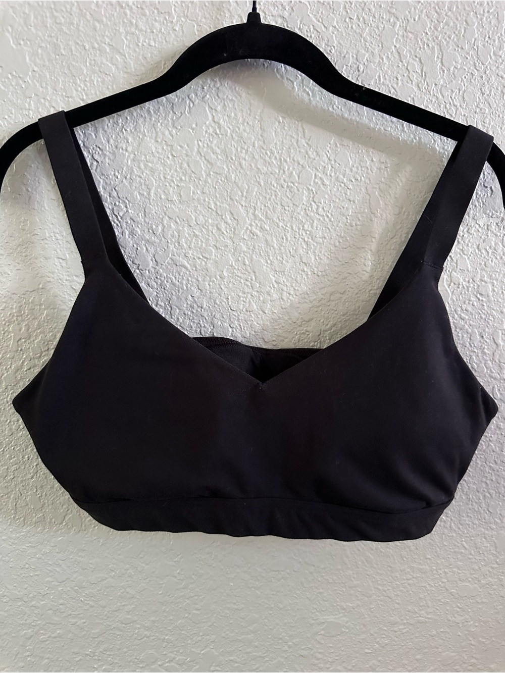 OFFLINE by Aerie The Hugger Black Sports Bra Size L/G